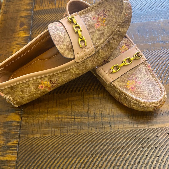 Coach women shoes size 10 NBNB - Picture 1 of 6